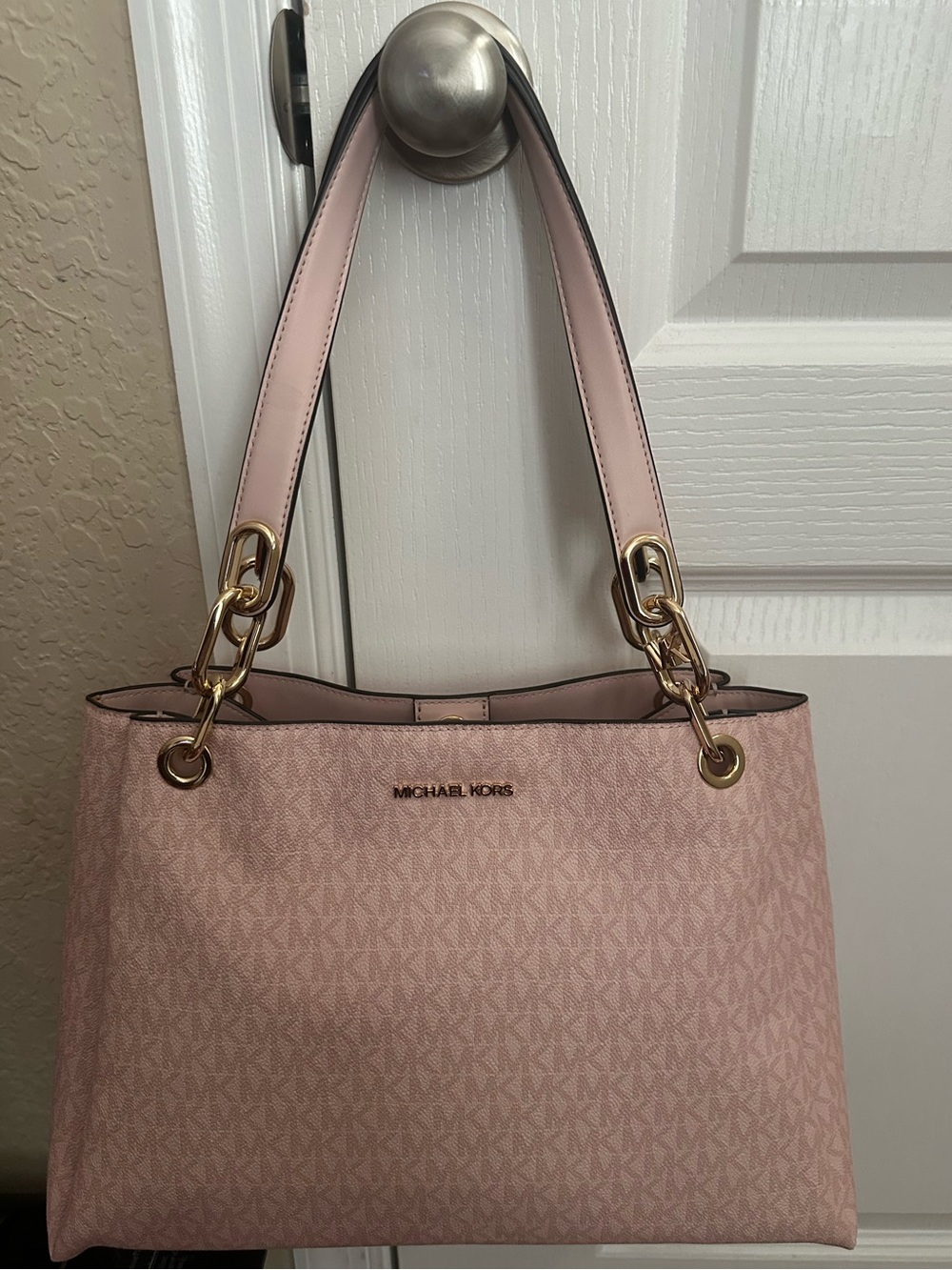 Michael Kors Blush Pink Large Shoulder bag